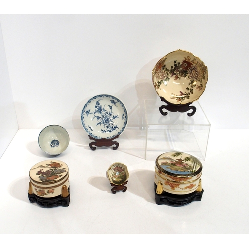 302 - A Worcester teabowl and saucer, a satsuma bowl, two trinket boxes and a miniature dish