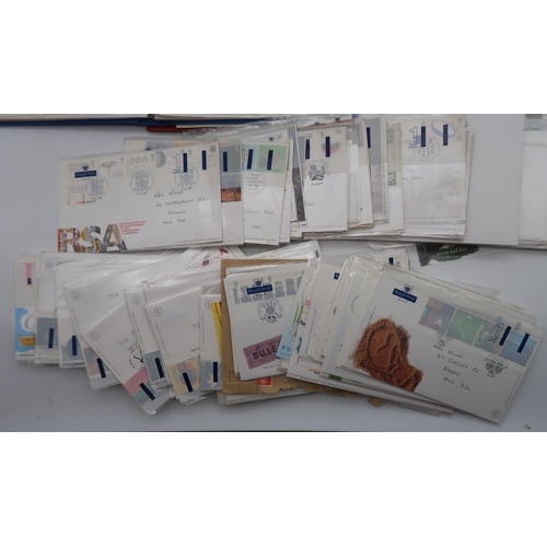 660 - Collection of GB First Day Covers, mainly 1998-2004, inc. special postmarks but with handwritten add... 