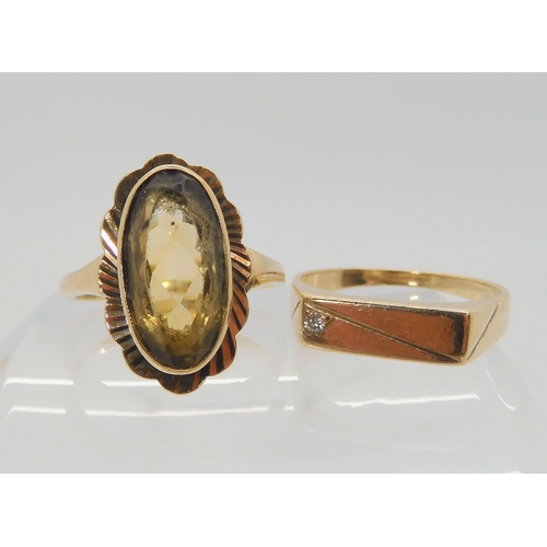 684 - A 9ct gold diamond set signet ring, size Q1/2, together with a 9ct gold citrine ring, size T, weight... 