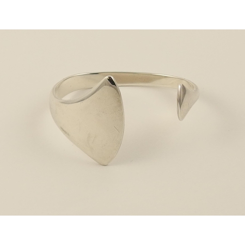 109 - A Georg Jensen silver bangle