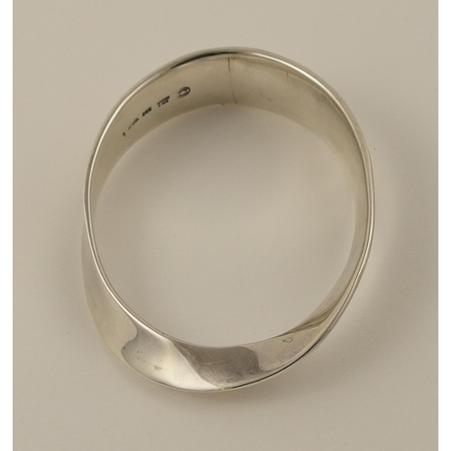 111 - A Georg Jensen silver bangle