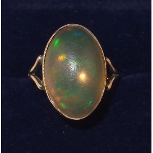 121 - An Edwardian water opal ring