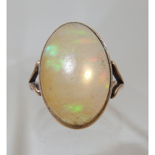 121 - An Edwardian water opal ring