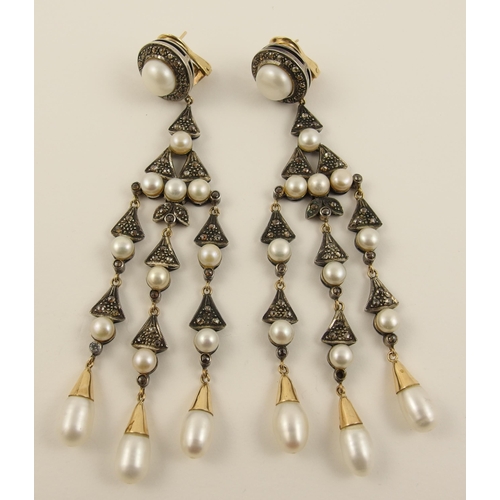 123 - A pair of diamond and pearl earrings