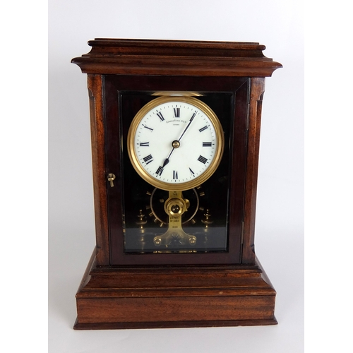 709 - An Eureka Clock Company Limited mantle clock