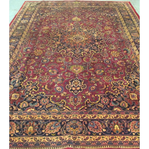 817 - Persian Meshed carpet