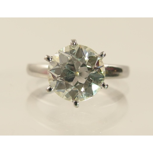 116 - A 2.25ct diamond solitaire ring