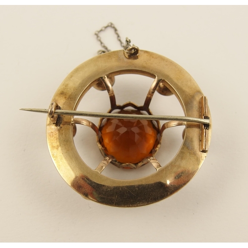 126 - A yellow metal Scottish agate brooch