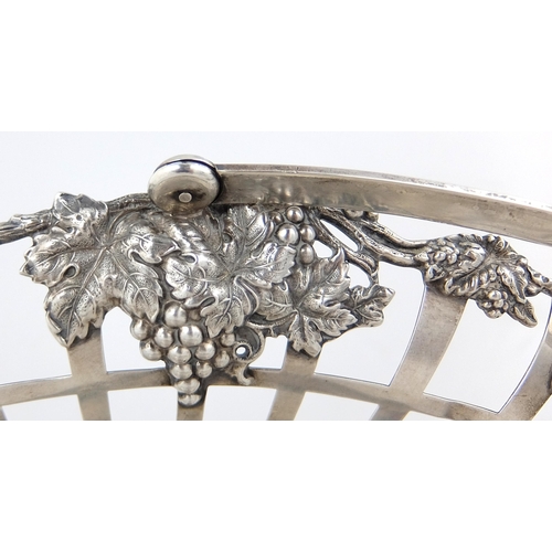 142 - A George III silver swing handled fruit basket