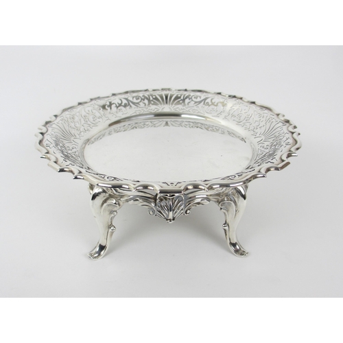 157 - A George V silver tazza