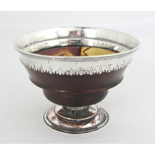 173 - A 17th Century white metal and agate bowl