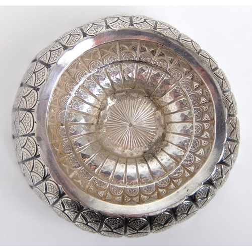 180A - An Eastern white metal bowl