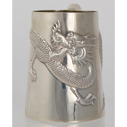 187 - A late 19th Century/early 20th Century Chinese export silver tankard