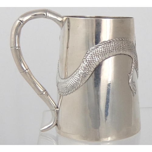 187 - A late 19th Century/early 20th Century Chinese export silver tankard