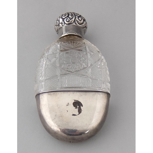 195 - A cut glass sterling silver mounted scent flask