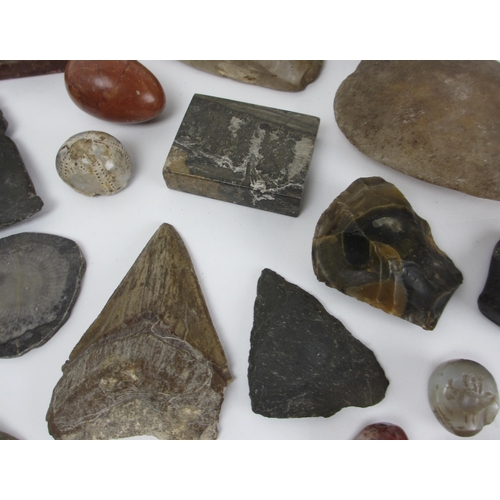 269 - A group of stone  flint and agate artefacts