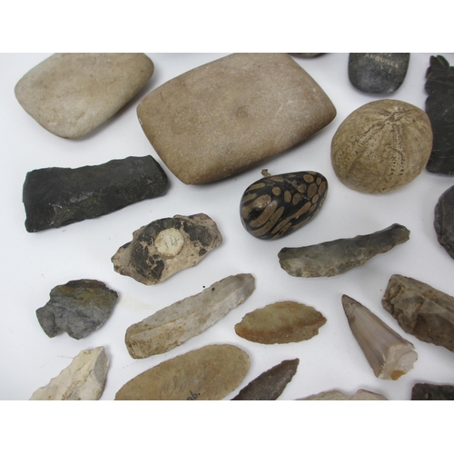 269 - A group of stone  flint and agate artefacts