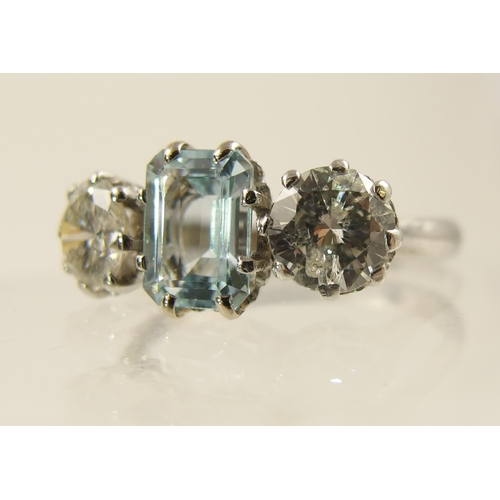 31 - An aquamarine and diamond ring