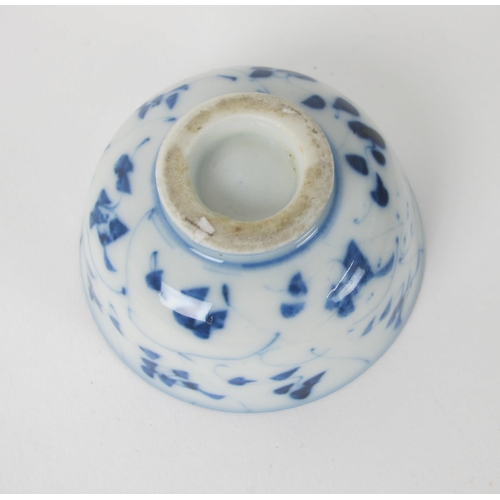 542 - A Chinese blue and white bowl