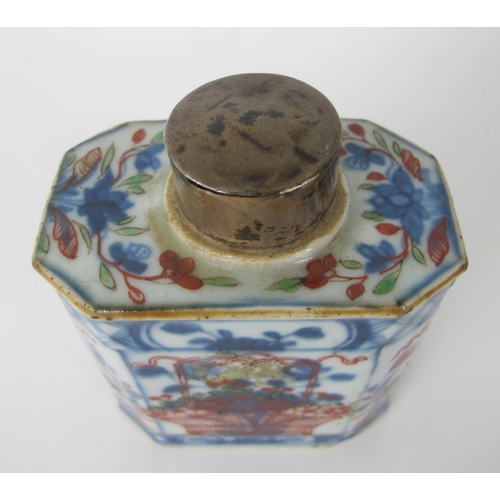 543B - A Chinese export octagonal Dutch decorated tea caddy