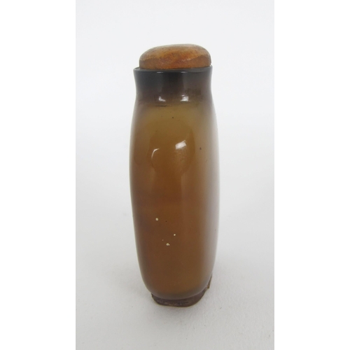 545A - A Chinese hardstone snuff bottle