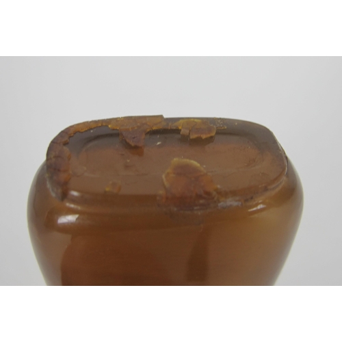 545A - A Chinese hardstone snuff bottle