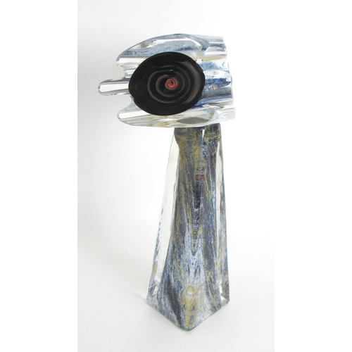 669B - A Louis Leloup glass sculpture 'Regard'