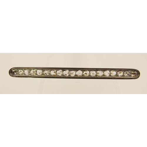 67 - A Rose cut diamond bar brooch