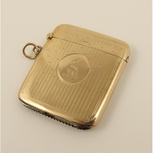 98 - A 9ct gold vesta case