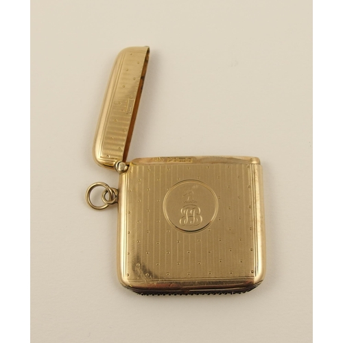 98 - A 9ct gold vesta case