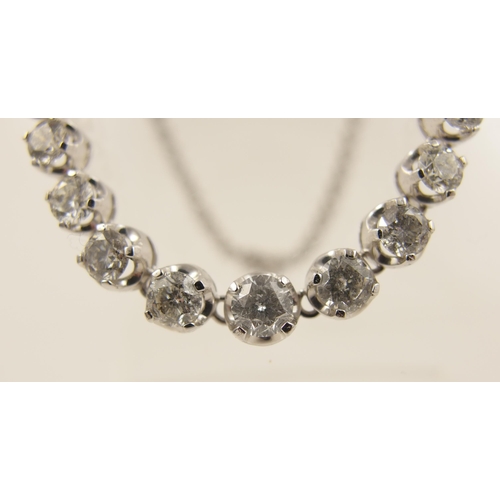 102 - A diamond set necklace