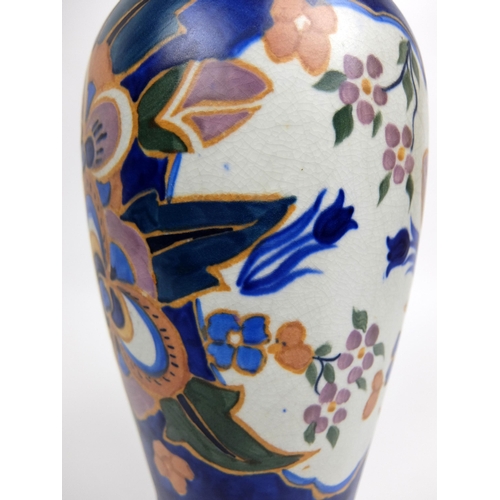 665 - A Carlton Ware handcraft Art Deco vase