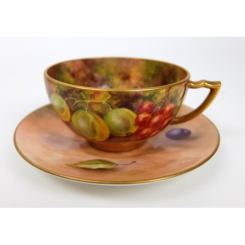 675 - A group of Fruit Worcester porcelain