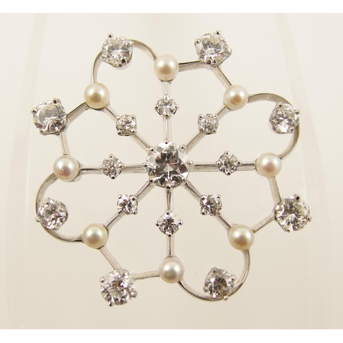 68 - A diamond brooch