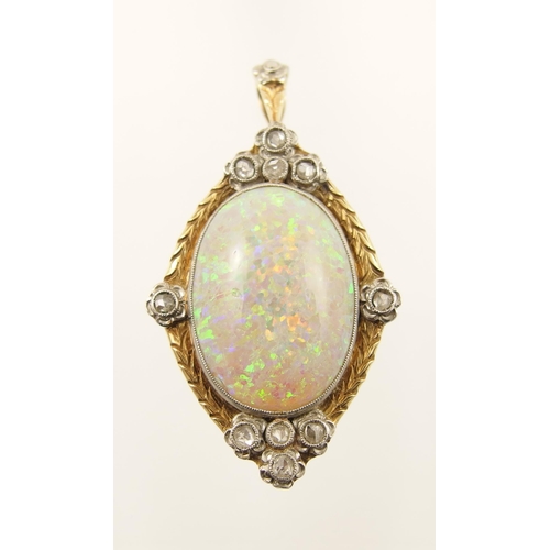 73 - A 14ct opal pendant