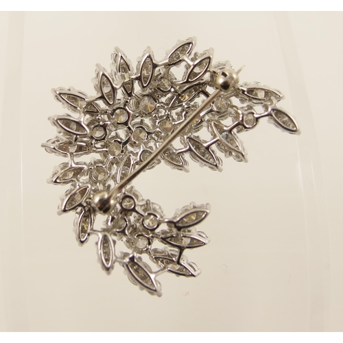 75 - A diamond spray brooch