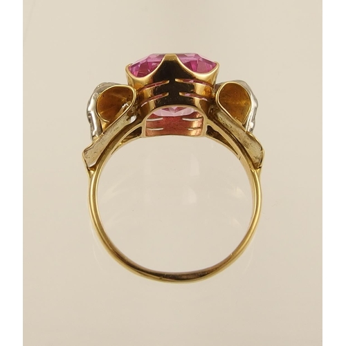 83 - A 1950's dress ring