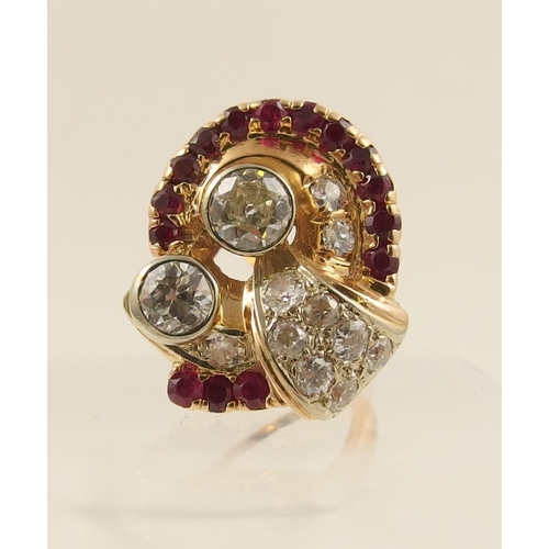 85 - A 1950's style ring