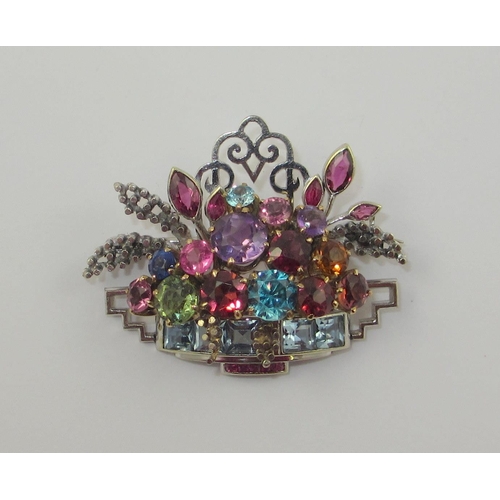 1 - An 9ct Art Deco brooch