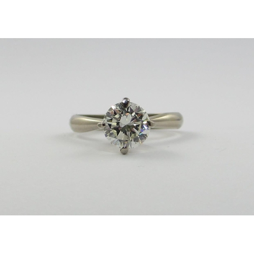 85 - A solitaire diamond ring