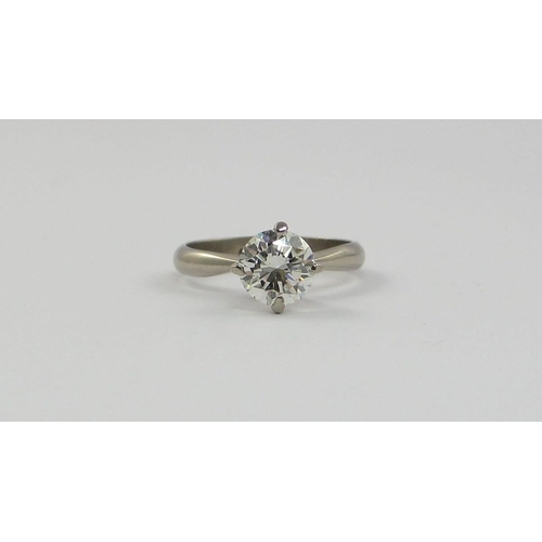 85 - A solitaire diamond ring