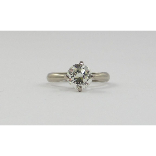 85 - A solitaire diamond ring