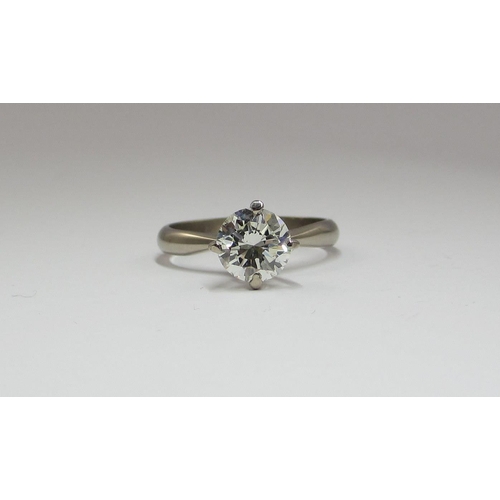 85 - A solitaire diamond ring