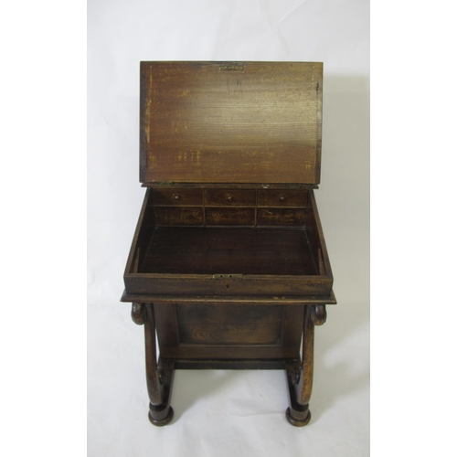 836 - A Victorian oak Davenport desk