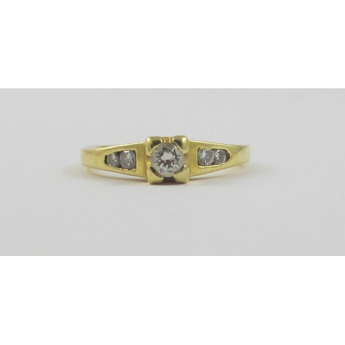 94 - 18ct gold and diamond ring.