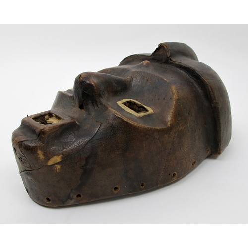 532 - An African carved wood face mask