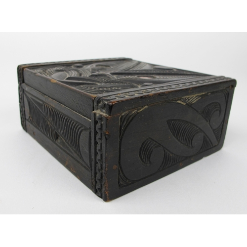 533 - A Maori carved wood hinged box