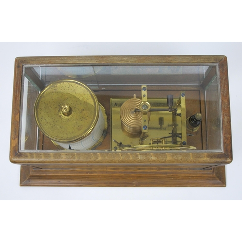 634 - A Lee & Son barograph