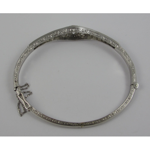 70 - A diamond Art Deco bangle