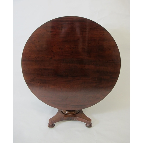 756 - A Regency/William IV mahogany 'Plum Pudding' circular breakfast table